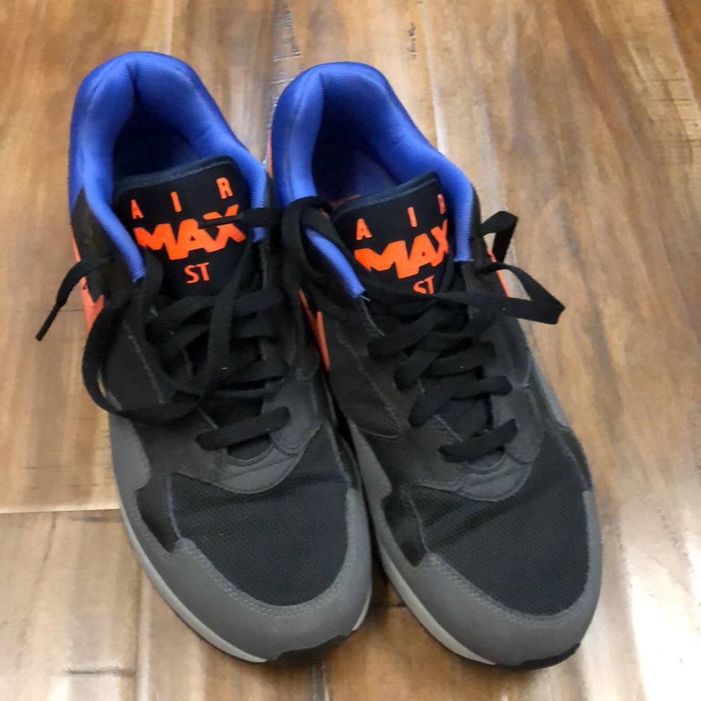 Nike Air Max ST